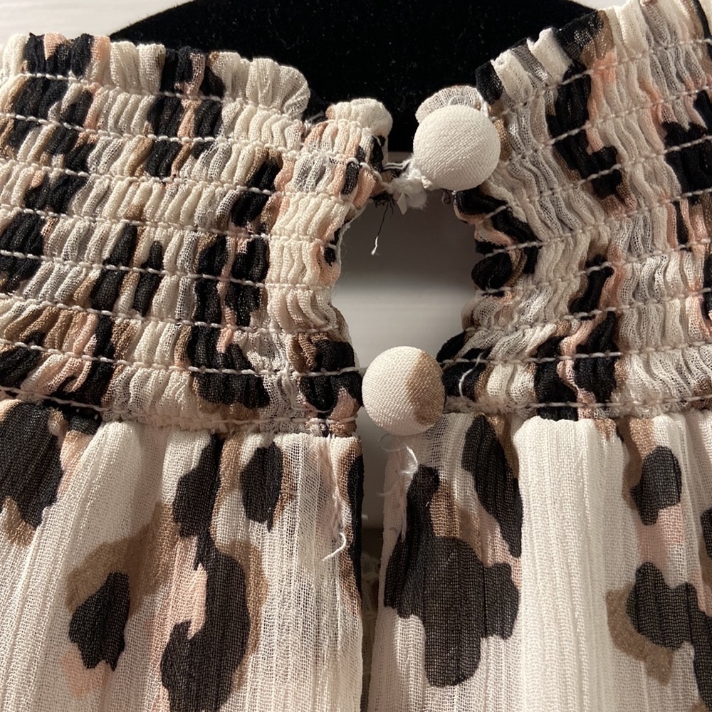 EXPRESS Leopard Ruffle Dress - Picture 7 of 8